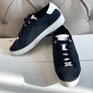 Michael Kors Skyler Trainer jogger soft knit shoes